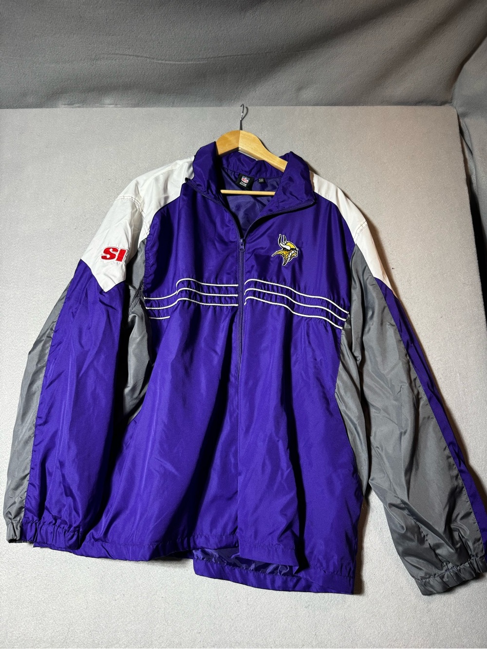 Vintage NFL Reebok Minnesota Vikings Windbreaker Jacket XXL